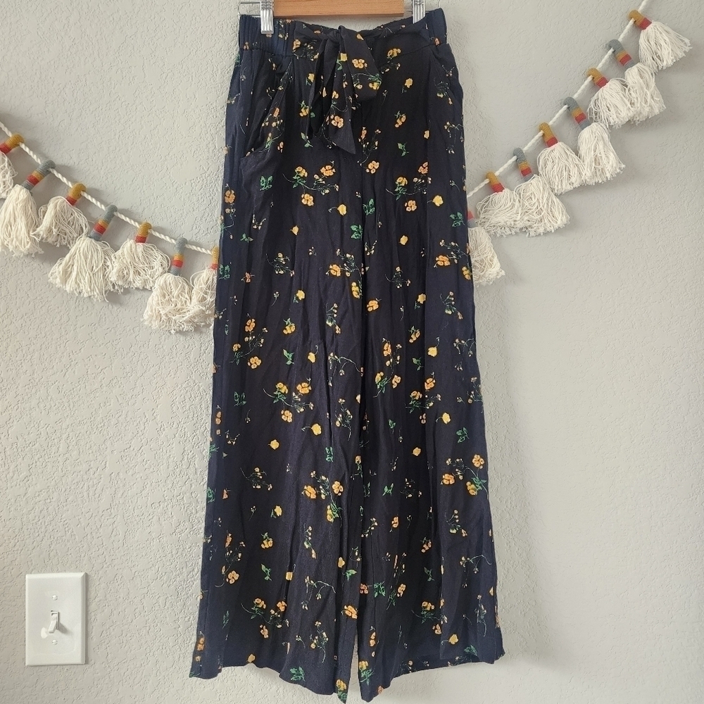 Aritzia Wilfred Yellow Floral Black Wide Leg Belted Rayon Crop Pants Boho XS